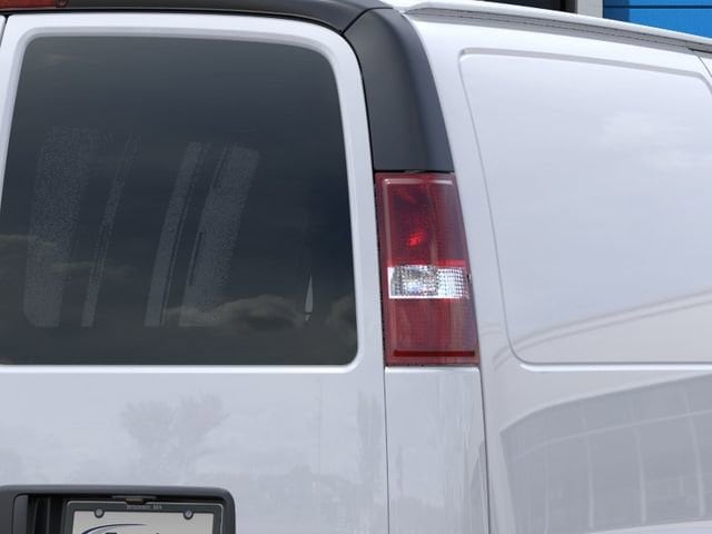 2026 Chevrolet Express Cargo Work Van - Photo 12