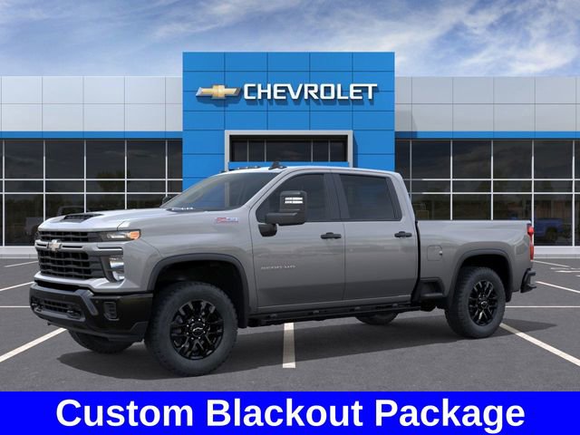 2025 Chevrolet Silverado 2500HD Custom photo 2