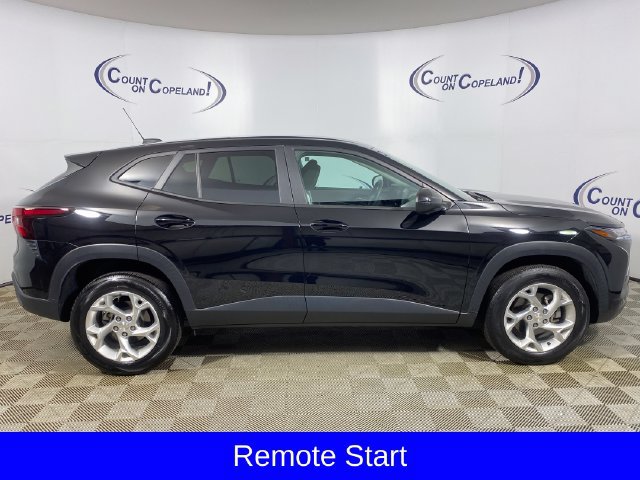 2024 Chevrolet Trax LS - Photo 9