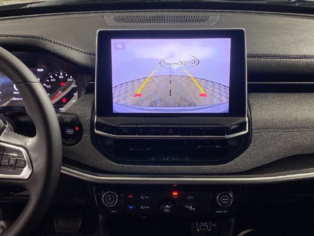 2023 Jeep Compass Latitude - Photo 23