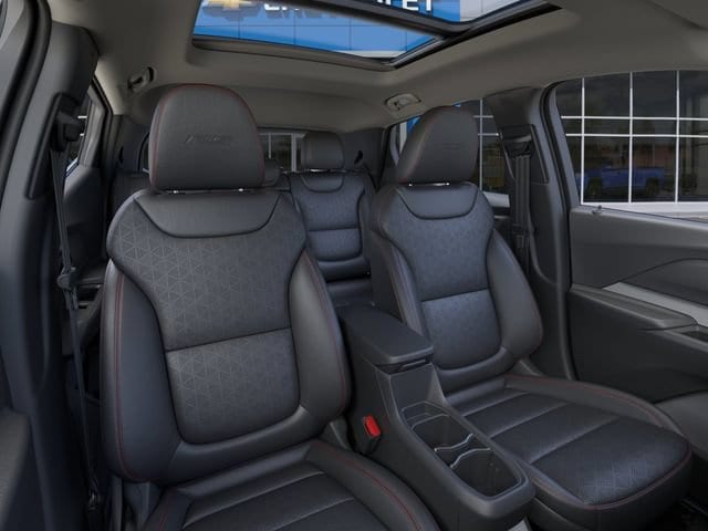 2027 Chevrolet Bolt RS - Photo 17