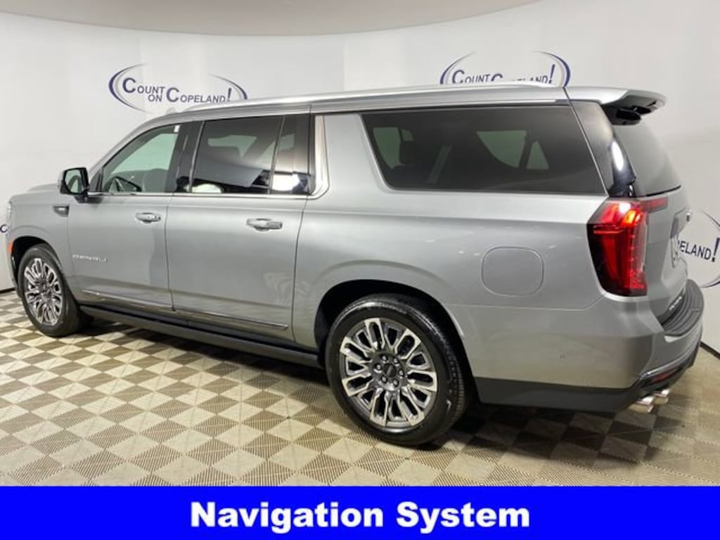 Used 2023 GMC Yukon XL Denali Ultimate SUV