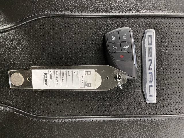 2024 GMC Sierra 2500HD Denali - Photo 24