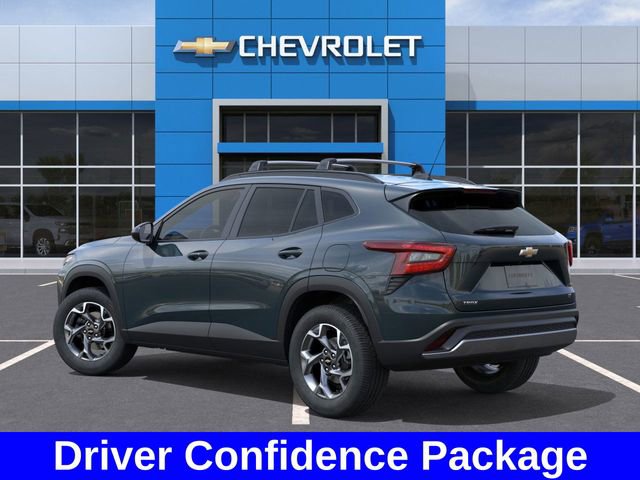 2026 Chevrolet Trax LT photo 2