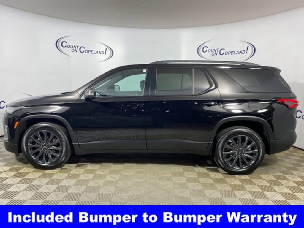 Used 2023 Chevrolet Traverse RS SUV