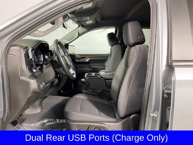 2024 Chevrolet Silverado 1500 LT - Photo 11
