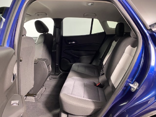 2024 Chevrolet Trax LS - Photo 28