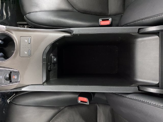 2021 Toyota Camry XSE - Photo 29