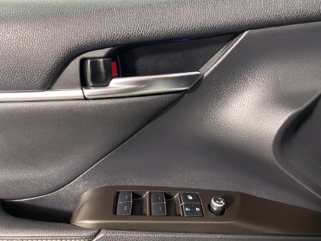 2021 Toyota Camry XSE - Photo 14