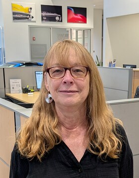Staff member Carole Kennedy from ID_96c9e71e3256