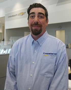 Staff member Derek Damon from ID_96c9e71e3256
