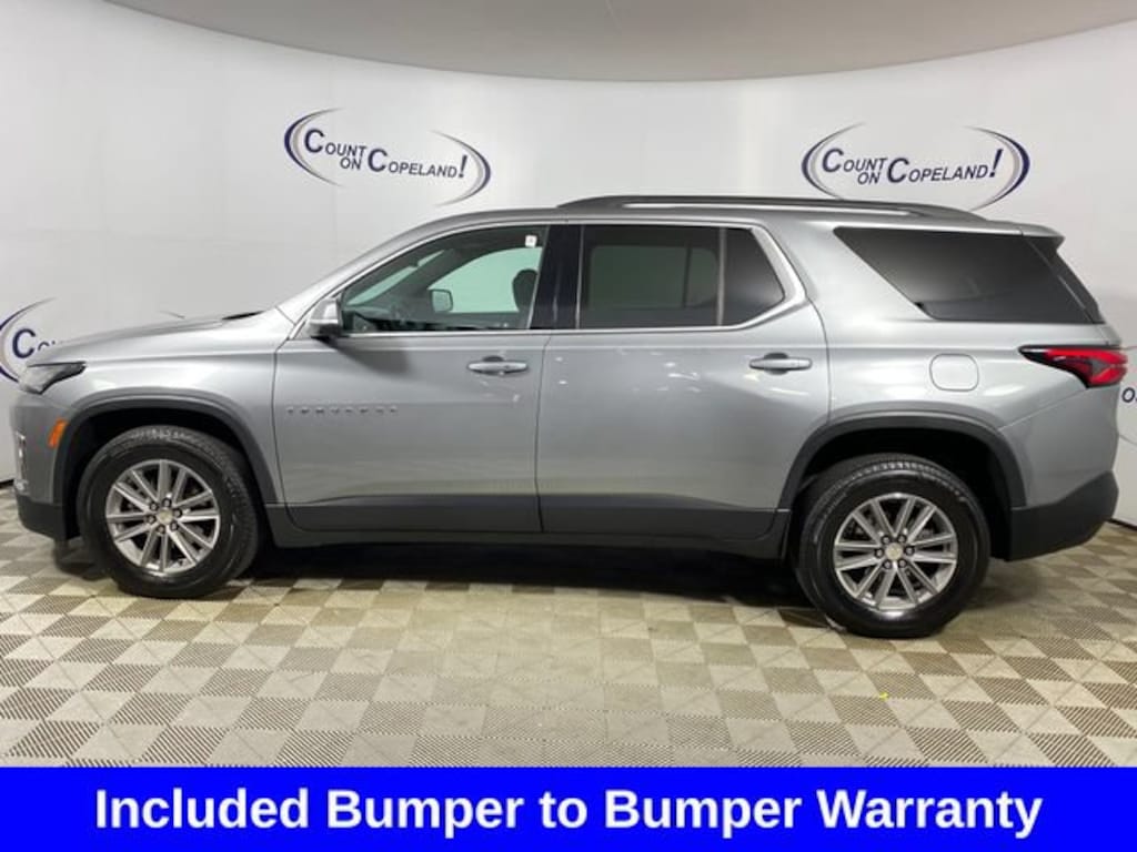 Used 2023 Chevrolet Traverse LT Cloth SUV