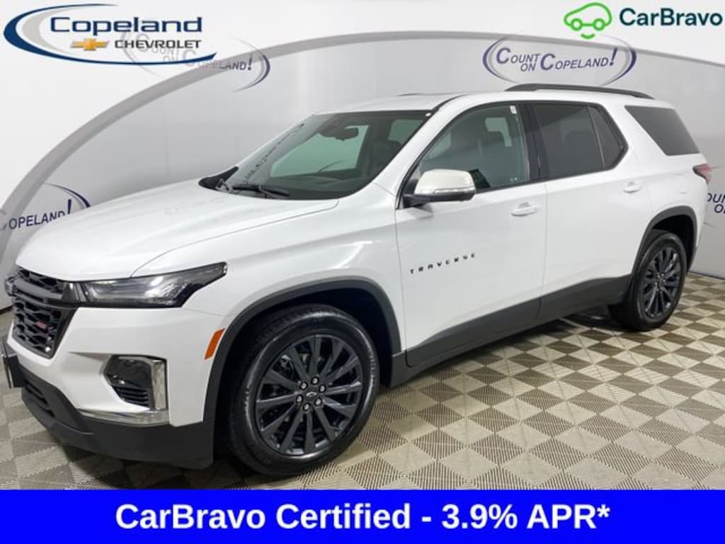 Used 2023 Chevrolet Traverse RS SUV