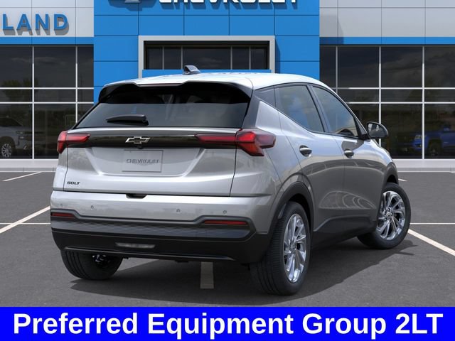 2027 Chevrolet Bolt LT - Photo 5