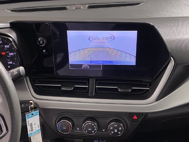 2024 Chevrolet Trax LS - Photo 23