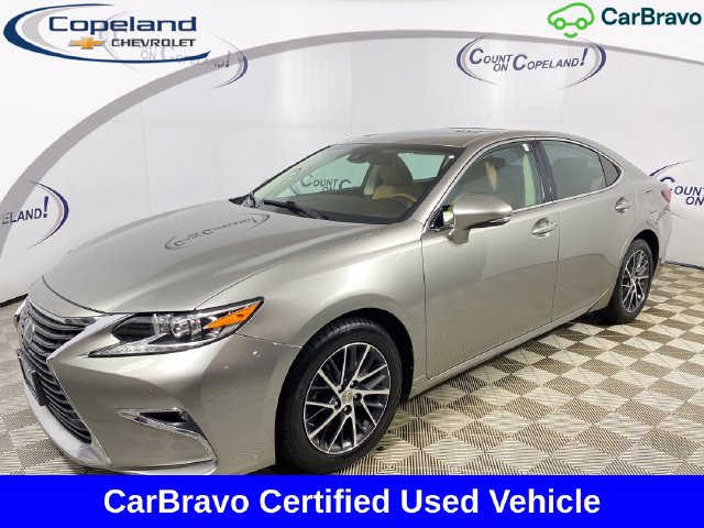 2017 Lexus ES
