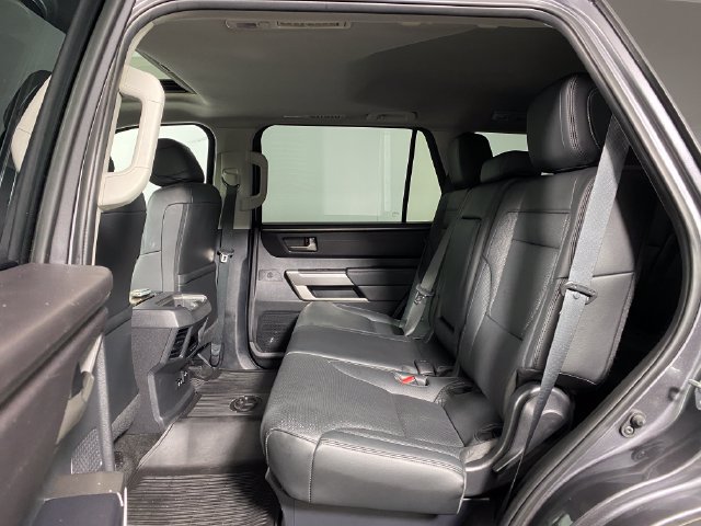 2024 Toyota Sequoia SR5 - Photo 27