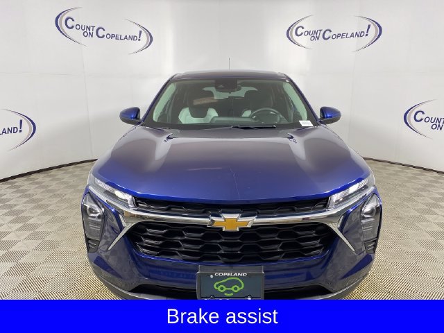 2024 Chevrolet Trax LS - Photo 11