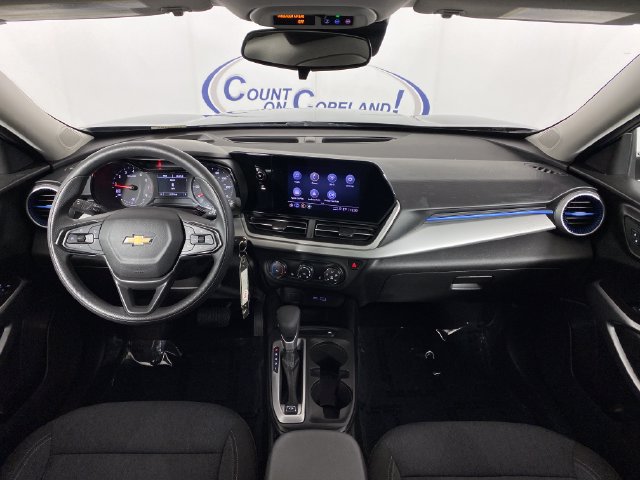 2024 Chevrolet Trax LS - Photo 15