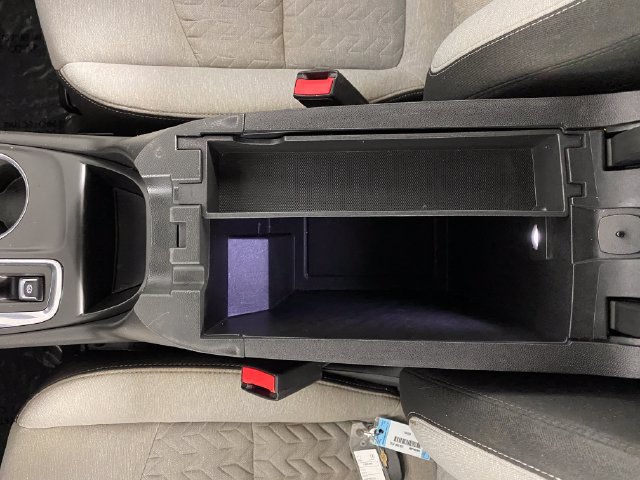 2022 Chevrolet Equinox LS - Photo 27