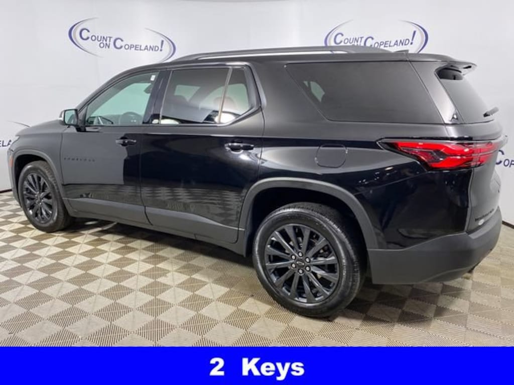 Used 2023 Chevrolet Traverse RS SUV