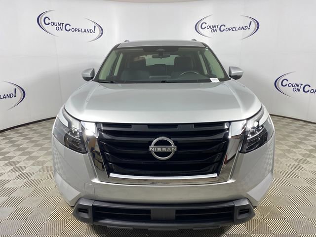 2025 Nissan Pathfinder SV - Photo 10