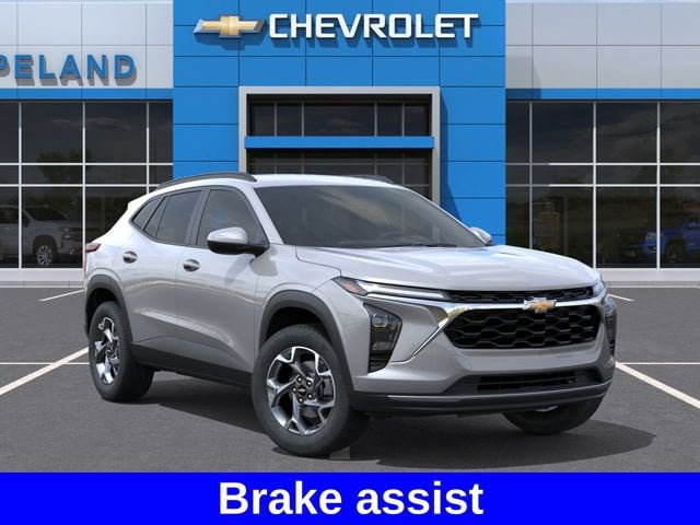 2026 Chevrolet Trax LT - Photo 8