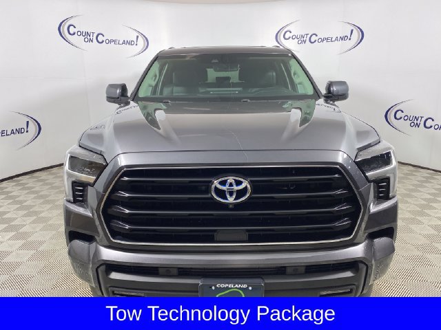 2024 Toyota Sequoia SR5 - Photo 10