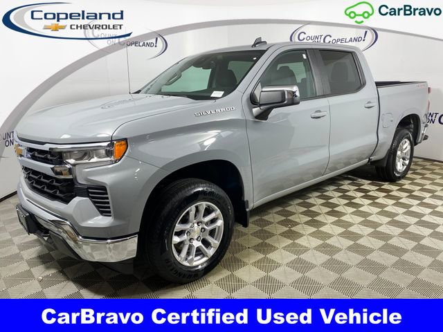 2024 Chevrolet Silverado 1500 LT's photo