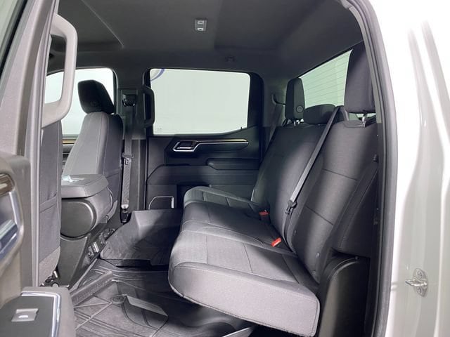 2025 Chevrolet Silverado 1500 LT - Photo 27