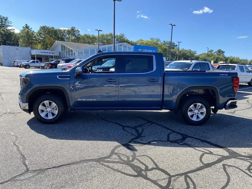 Used 2024 GMC Sierra 1500 SLE Truck Crew Cab
