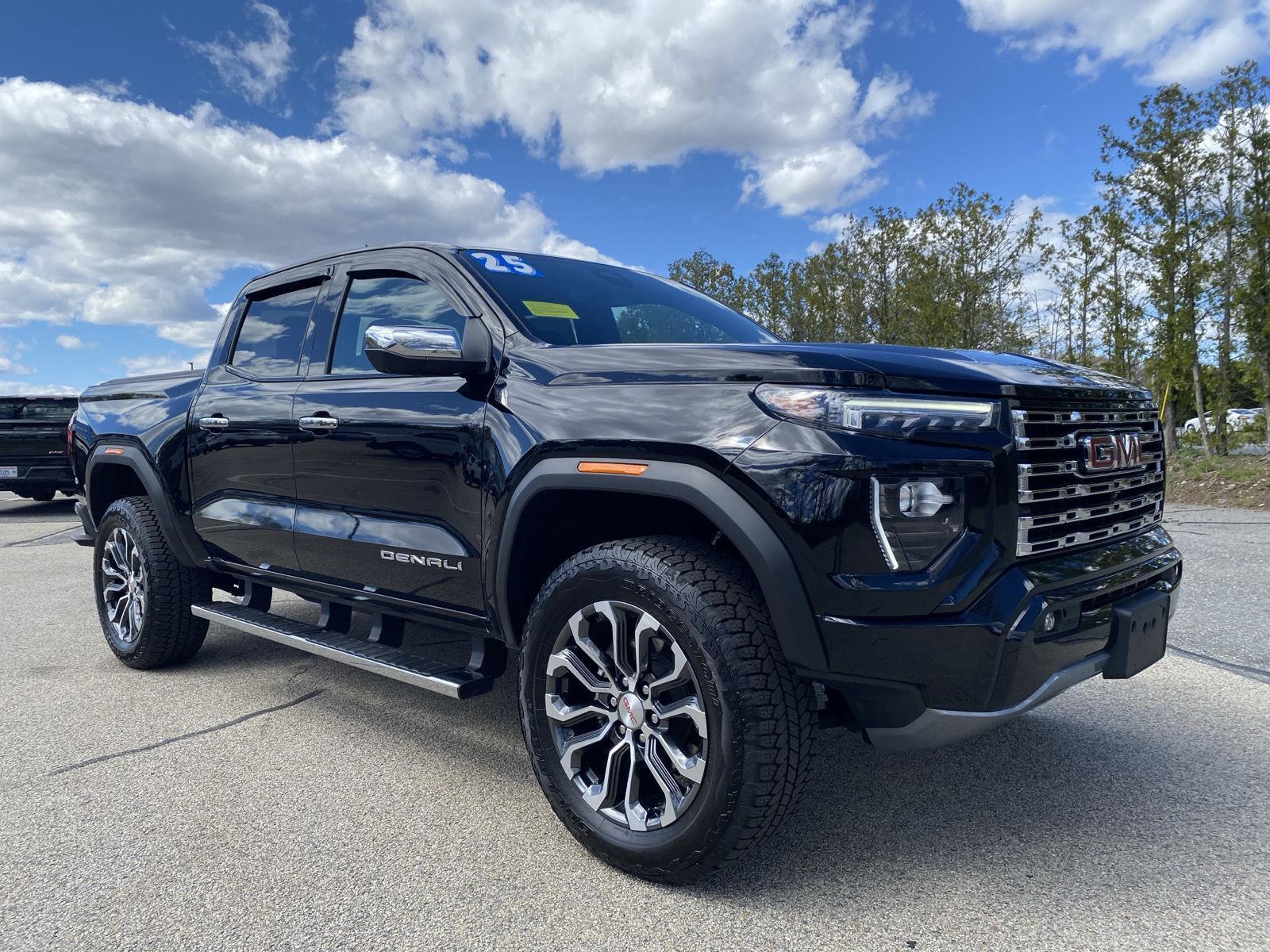 2025 GMC Canyon 4WD Denali Crew Cab Short Box's photo
