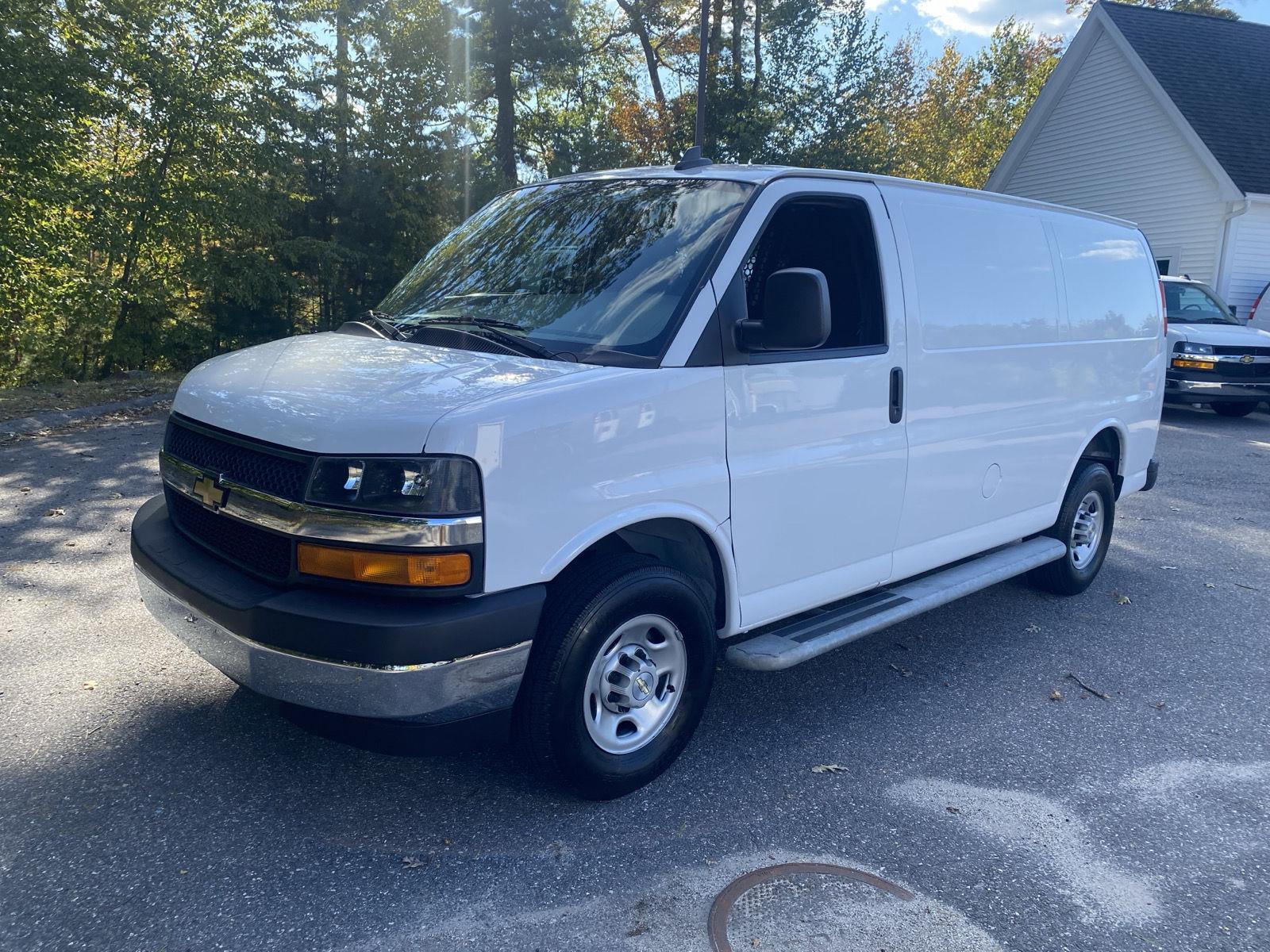 2023 Chevrolet Express 2500 Work Van photo 3
