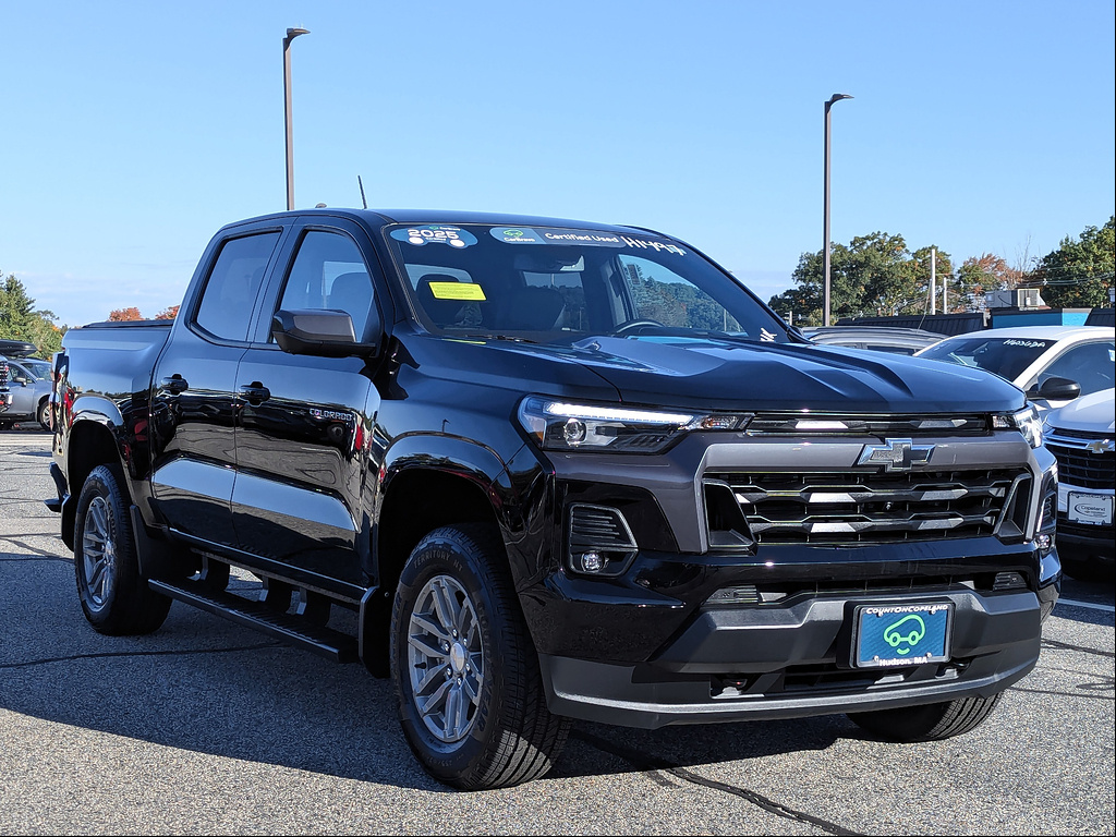 Used 2025 Chevrolet Colorado WT/LT Truck