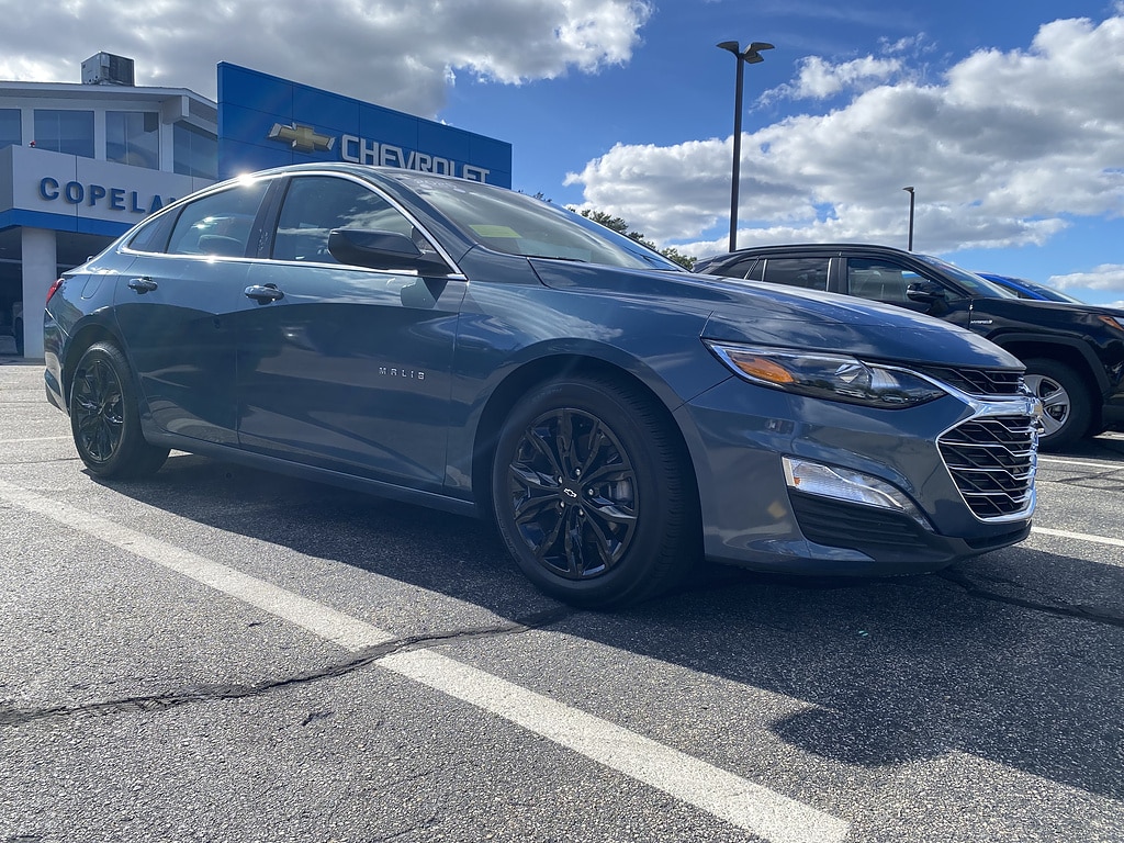 Used 2025 Chevrolet Malibu 1LT with VIN 1G1ZD5ST8SF149281 for sale in Hudson, MA