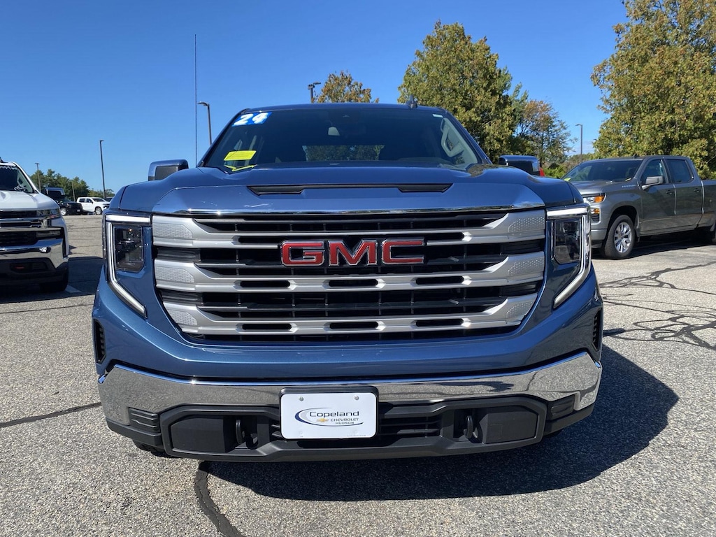 Used 2024 GMC Sierra 1500 SLE Truck Crew Cab