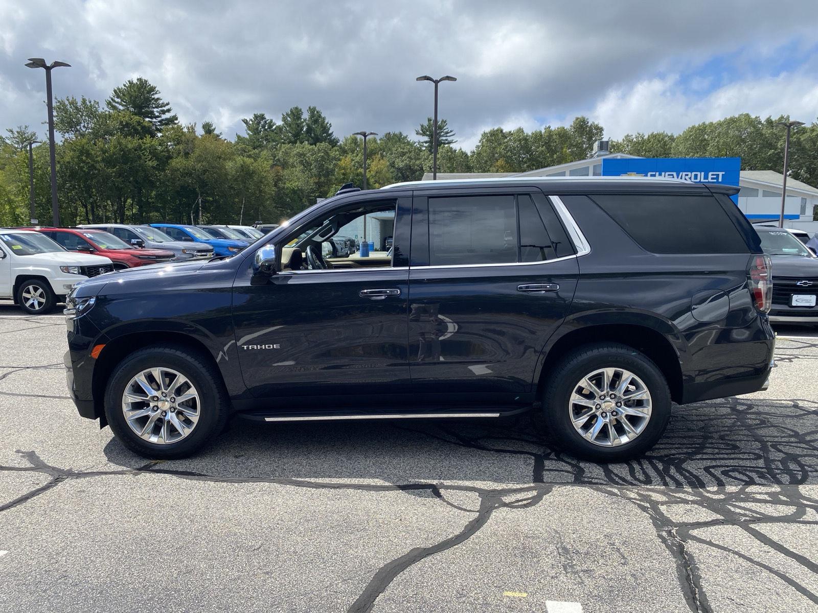2024 Chevrolet Tahoe Premier photo 2