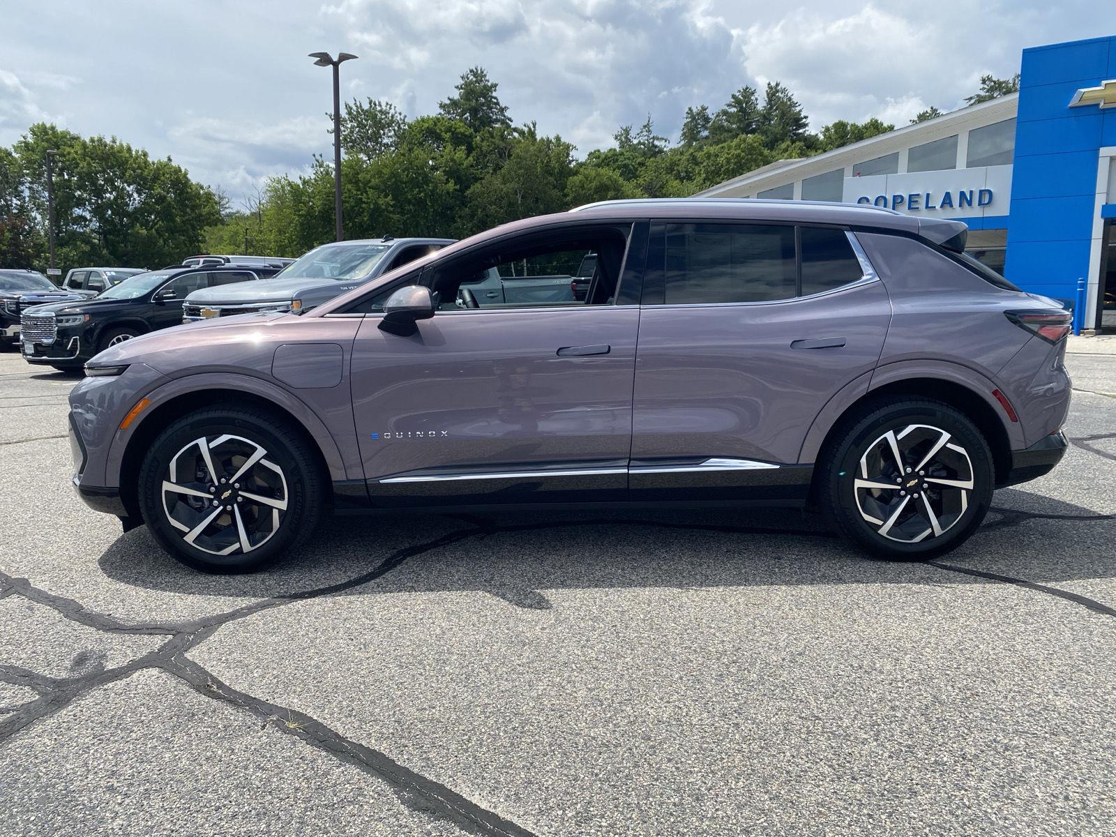 Used 2024 Chevrolet Equinox EV LT with VIN 3GN7DLRR3RS296330 for sale in Hudson, MA