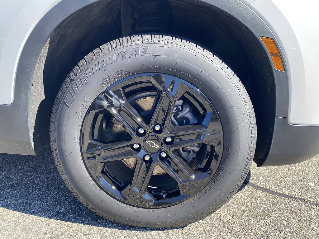 2025 Chevrolet Blazer 2LT - Photo 9
