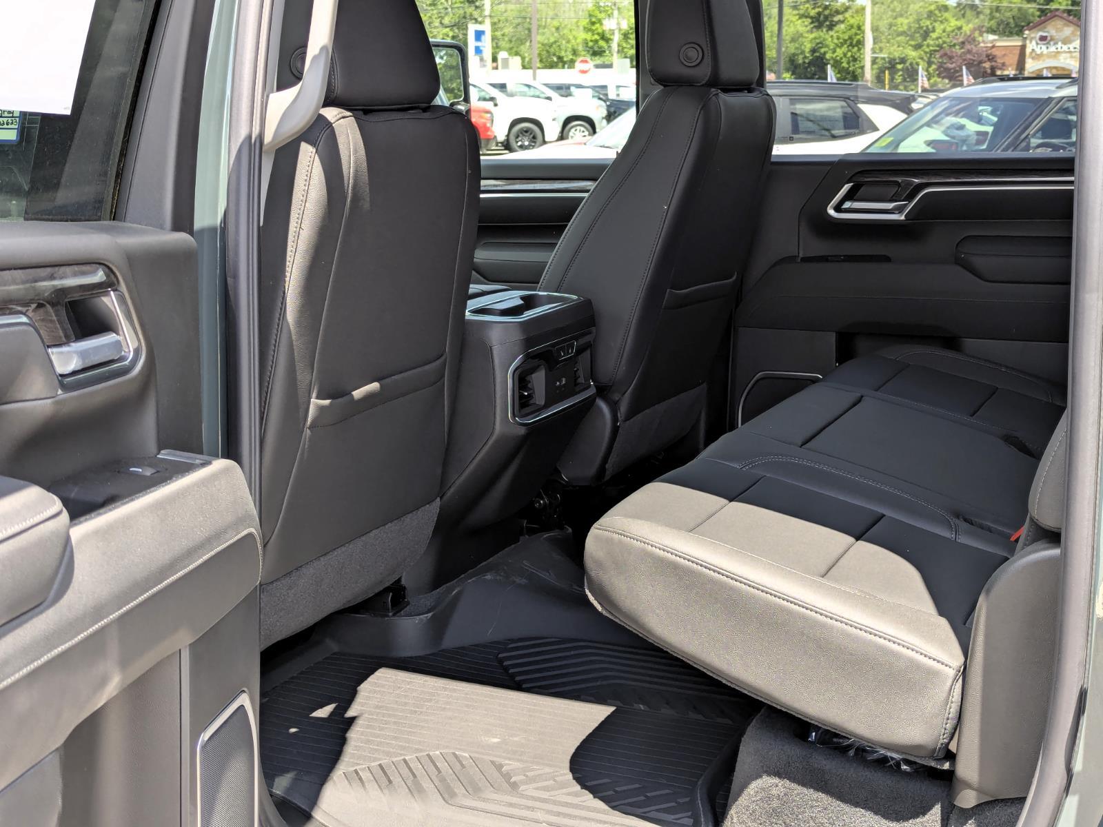 2026 Chevrolet Silverado 2500 HD LTZ - Photo 44