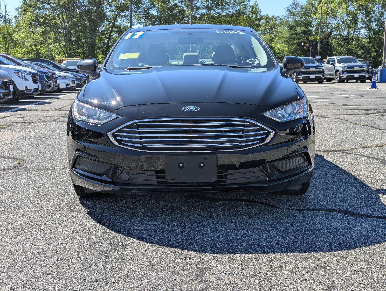 2017 Ford Fusion Hybrid S photo 2