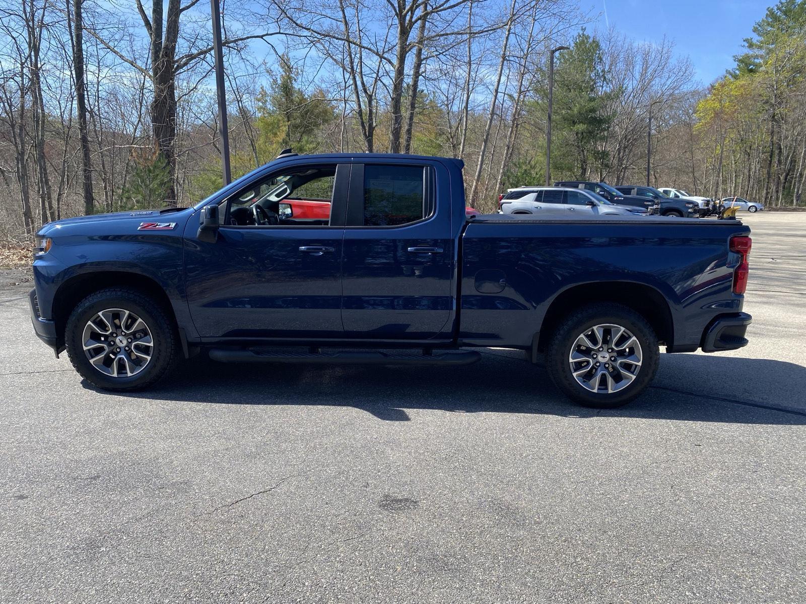 2022 Chevrolet Silverado 1500 RST photo 4