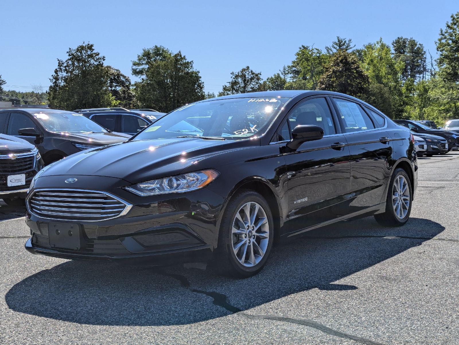 2017 Ford Fusion Hybrid S photo 3
