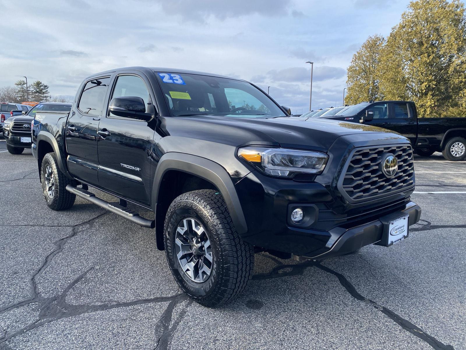 2023 Toyota Tacoma TRD Off Road's photo
