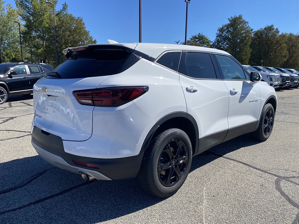 2025 Chevrolet Blazer 2LT - Photo 7