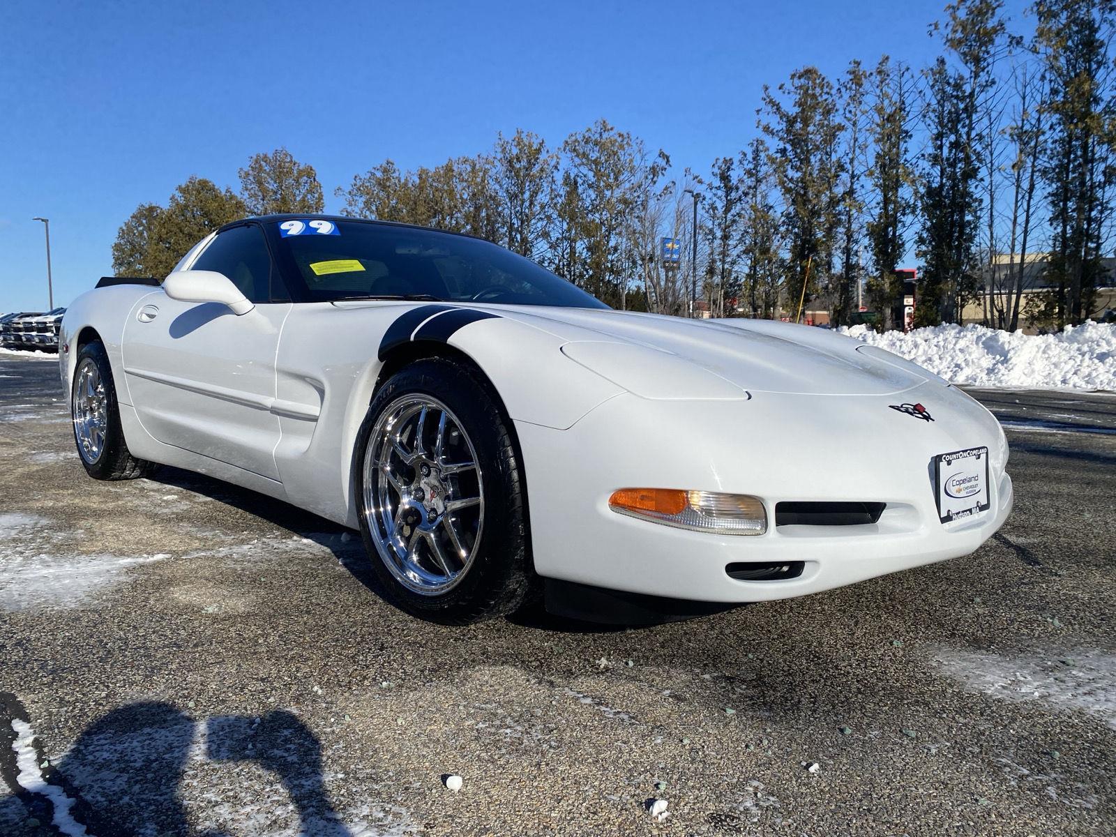 1999 Chevrolet Corvette Base's photo