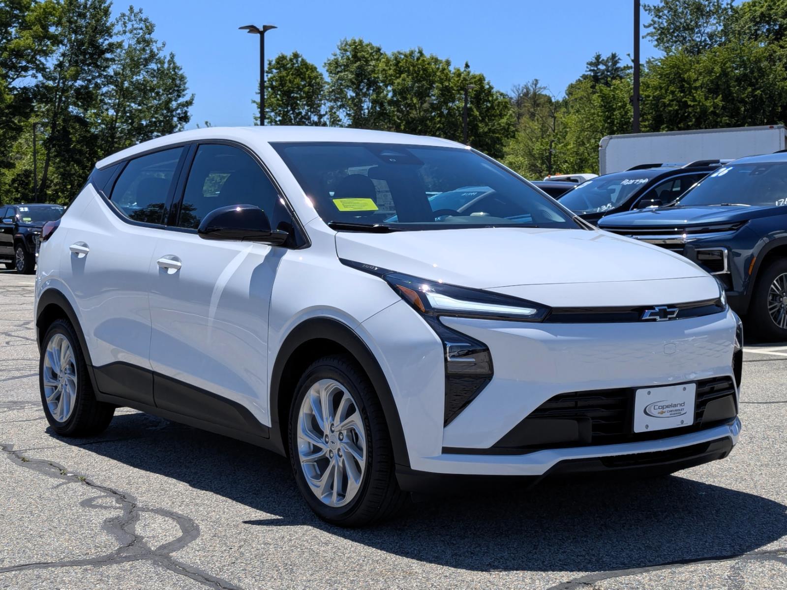 2027 Chevrolet Bolt EV LT Auto's photo