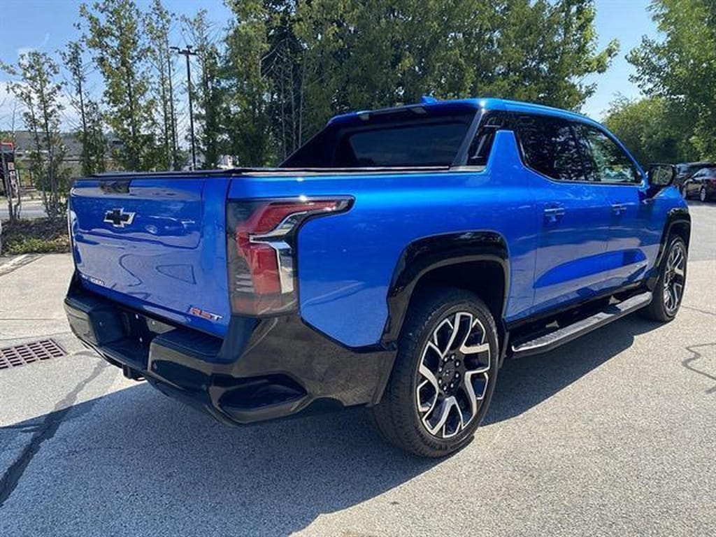 Used 2025 Chevrolet Silverado EV RST - Max Range Truck