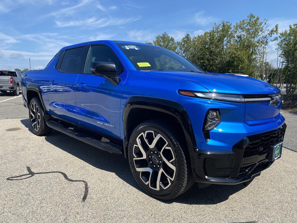 Used 2025 Chevrolet Silverado EV RST - Max Range Truck