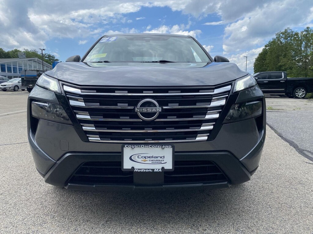 Used 2024 Nissan Rogue S SUV